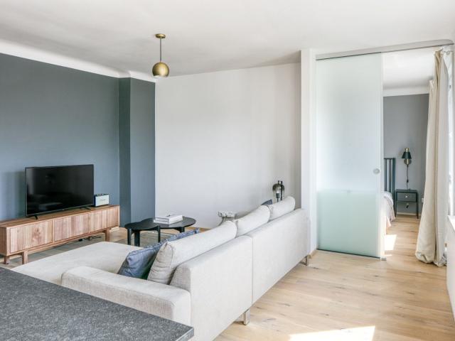 Charming Landstraße 1BR w/ Elevator, 5 mins to Innenstadt