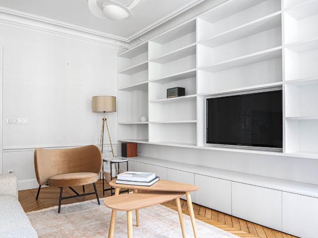 Charming Le Marais 2BR Apartment with Modern Comforts, Paris Amsterdam Apartments for Rent