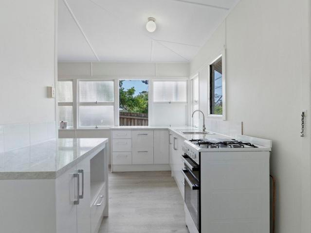 Charming & Light Filled Home in Convenient Bardon Location