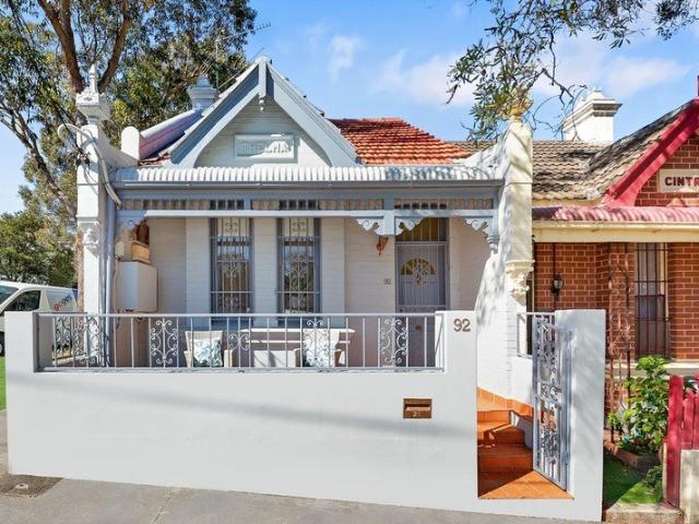 Charming Light Filled Semi Detached Home On A Desired Corner Position