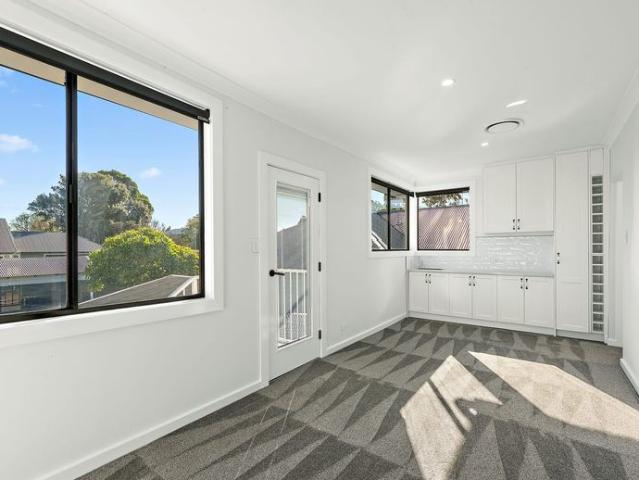 Charming Lorn Living in a Highly Sought After Location