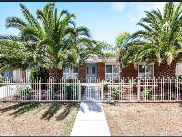 Charming & Low Maintenance 3 Bedroom Home in Great Location
