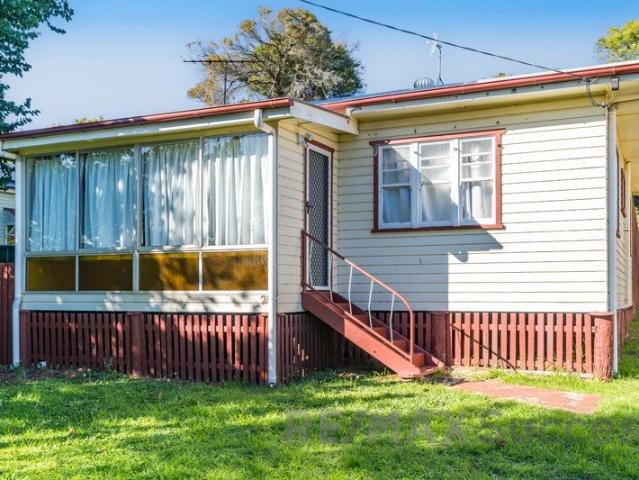 Charming Low Maintenance Home in Handy Wilsonton Location