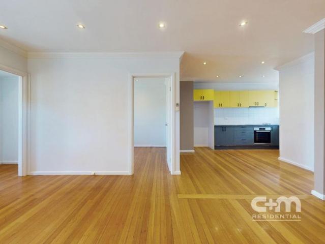 Charming Low Maintenance One Bedroom Unit