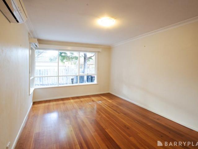 Charming & Low Maintenance Living in Prime Location