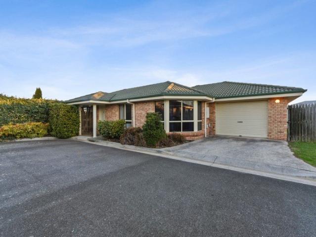 Charming Low Maintenance Living in the Heart of Deloraine