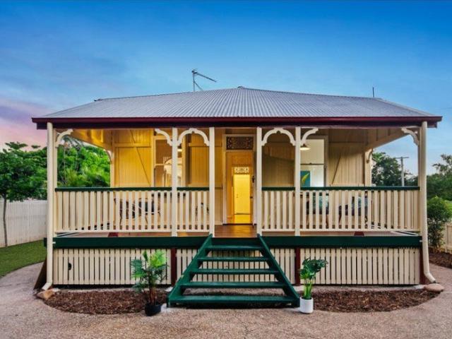 Charming Loweset Queenslander Dreams!