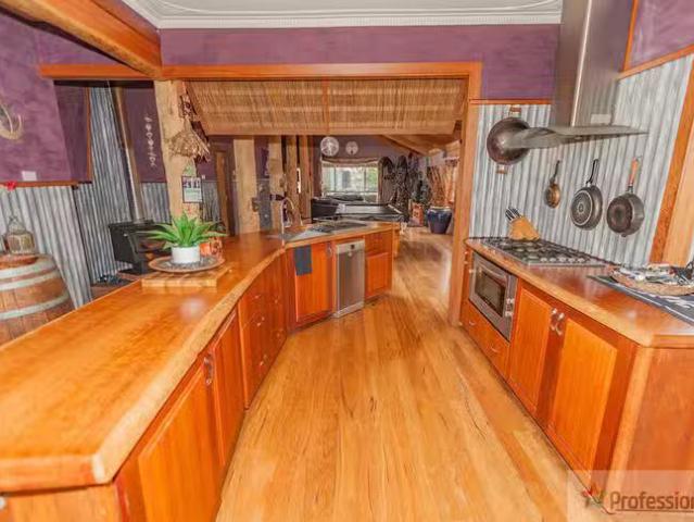 Charming Manjimup, WA 6258