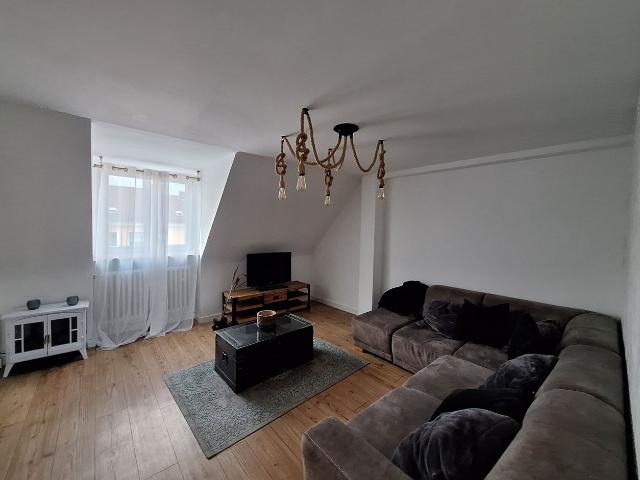 Charming Maisonette Apartment with Balcony & View of Rather Forest, Dusseldorf Amsterdam Apartments for Rent