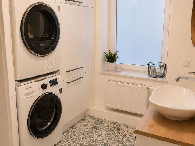 Charming maisonette apartment in the heart of Bremen's Steintor, Bremen Amsterdam Apartments for Rent