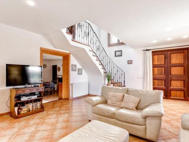 Charming Mallorcan natural stone finca between Llucmajor and Campos with garden and pool