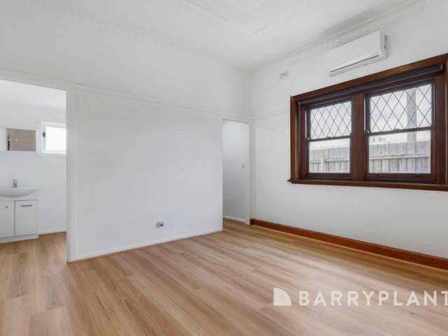 Charming Mentone Home in an Ultra Convenient Location