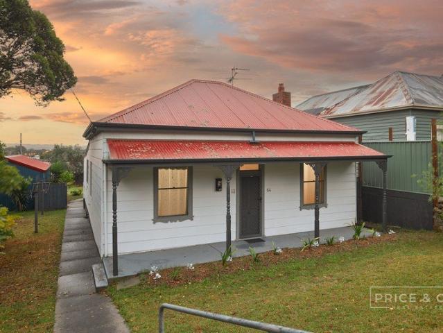 Charming Miner's Cottage in the Heart of Town