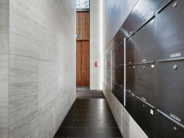 Charming Mitte Studio with Apple Store in building, Berlin Amsterdam Apartments for Rent