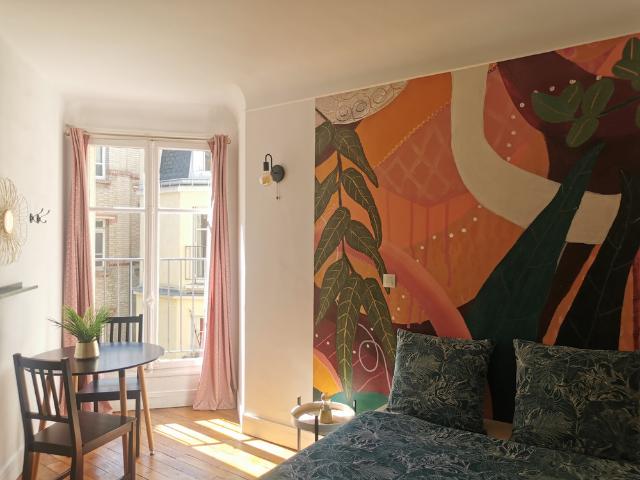 Charming Montmartre Studio All Inclusive