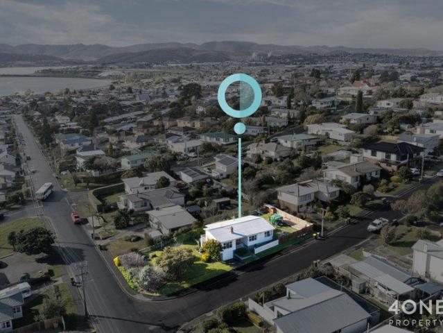 Charming Montrose Home with Stunning Views