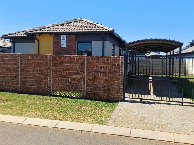 Charming & Modern 3 Bedroom Home to Rent in Sky City, Alberton!