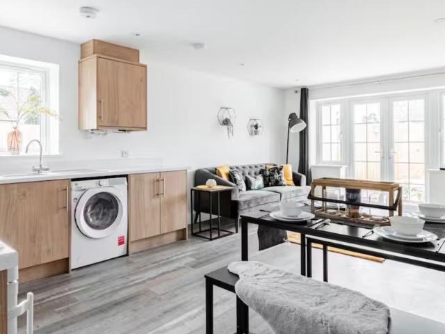Charming modern 2 bedroom flat