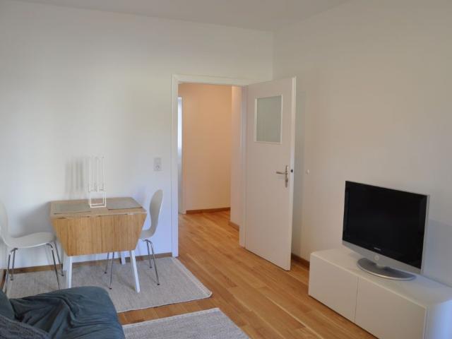 Charming, modern flat in the heart of Düsseldorf*, Dusseldorf Amsterdam Apartments for Rent