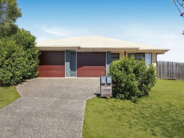CHARMING MODERN LIVING IN BRASSALL