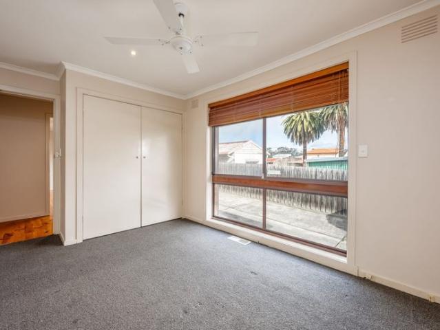 Charming & Modern Living in the Heart of Reservoir