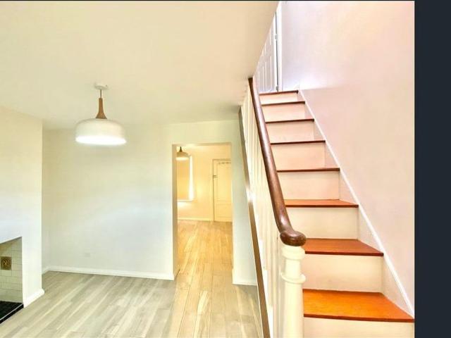 Charming Modern Two Storey Terrace in the Heart of Newtown