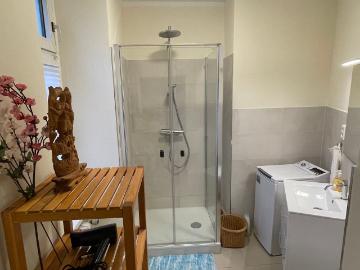 Charming, newly Renovated Apartment in Alt Treptow – Quiet and Central, Berlin Amsterdam Apartments for Rent