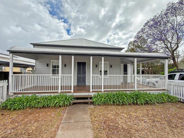 Charming North Toowoomba Unit with Modern Comforts