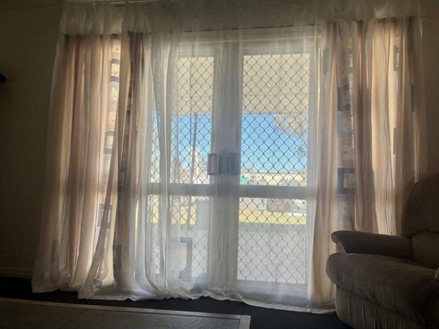 Charming Oakey Home at a Steal!
