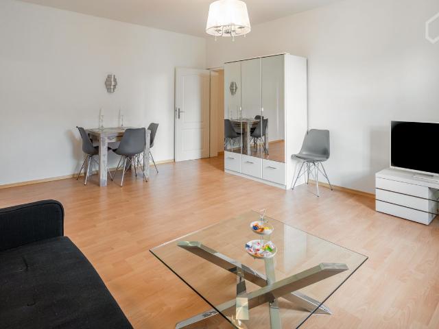 Charming old building apartment near Ostbahnhof, Munchen Amsterdam Apartments for Rent