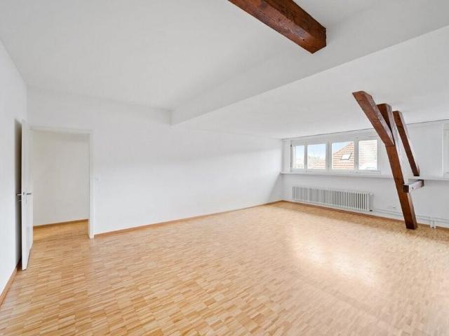 Charming old building meets top location