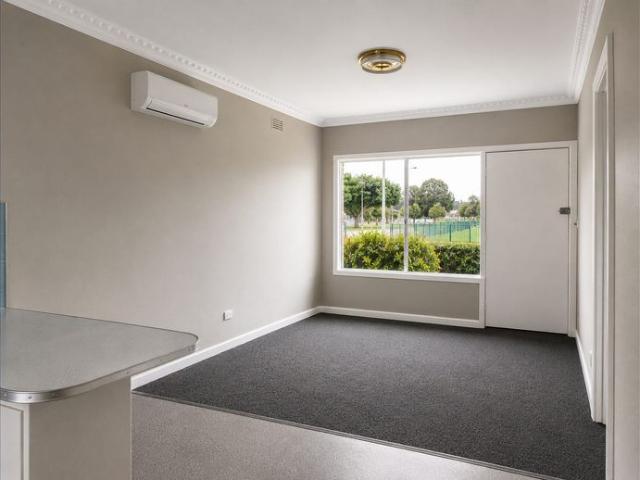 Charming One Bedroom Unit in Convenient Herne Hill Location