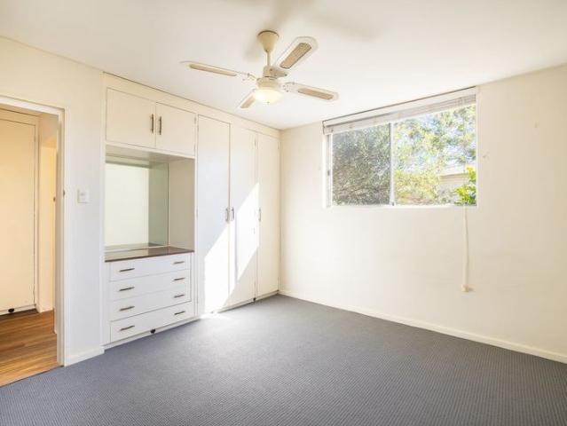 CHARMING ONE BEDROOM UNIT JUST MOMENTS FROM BAGNALLS BEACH
