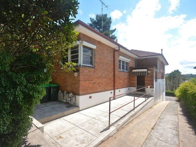 Charming One Bedroom with Classic Character