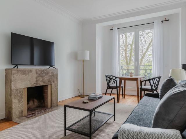 Charming One Bedroom Apartment in Javel, Paris