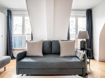 Charming One Bedroom Apartment in the Heart of Paris, Paris Amsterdam Apartments for Rent