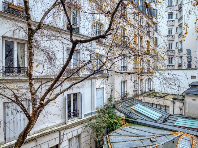 Charming One Bedroom in the Heart of Paris, Paris Amsterdam Apartments for Rent
