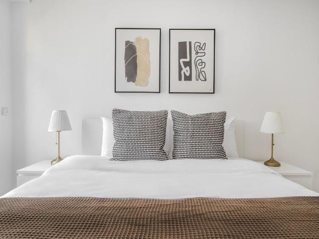 Charming One Bedroom in the Heart of Paris, Paris Amsterdam Apartments for Rent