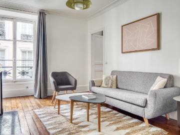 Charming One Bedroom in the Heart of Paris, Paris Amsterdam Apartments for Rent
