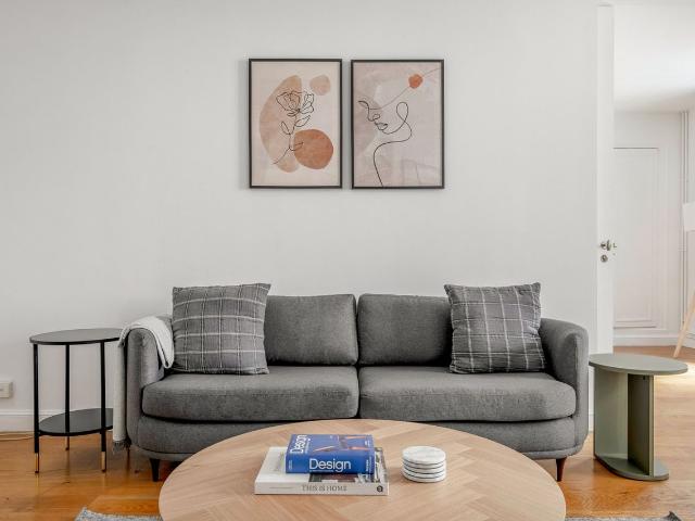 Charming One Bedroom in Vibrant Les Halles, Paris, Paris Amsterdam Apartments for Rent