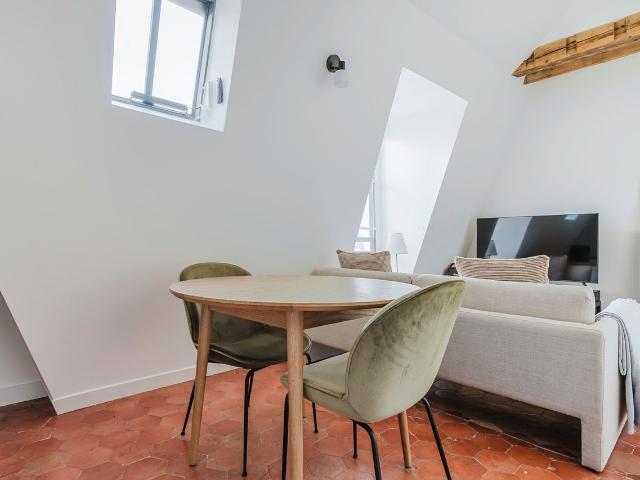 Charming One Bedroom in Le Marais, Paris, Paris Amsterdam Apartments for Rent