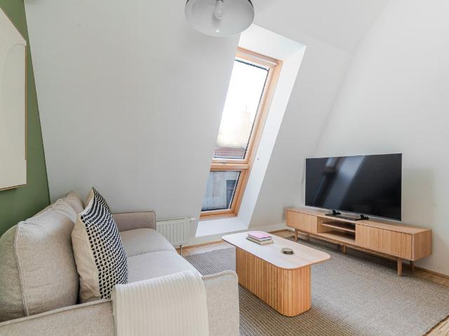 Charming One Bedroom Oasis in Vienna, Vienna Amsterdam Apartments for Rent