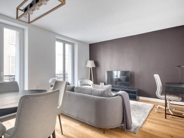 Charming One Bedroom Oasis in Paris, Paris Amsterdam Apartments for Rent