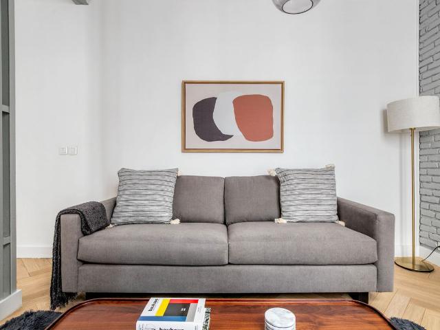 Charming One Bedroom Oasis in Plaine Monceau, Paris Amsterdam Apartments for Rent