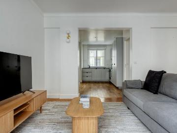 Charming One Bedroom Paris Retreat, Paris Amsterdam Apartments for Rent