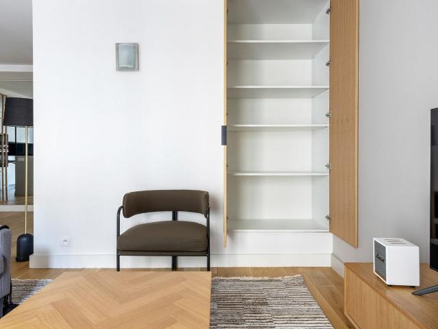 Charming One Bedroom Paris Retreat, Paris Amsterdam Apartments for Rent