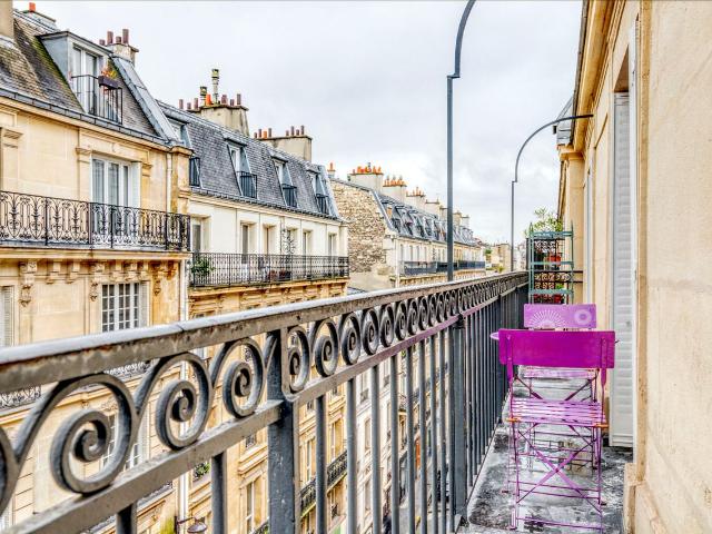 Charming One Bedroom Retreat in Paris, Paris Amsterdam Apartments for Rent