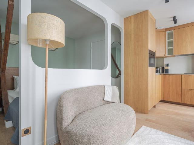 Charming One Bedroom Retreat in Sorbonne, Paris, Paris Amsterdam Apartments for Rent