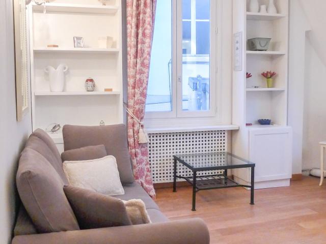 Charming one bedroom situated in the heart of the 7th district close to Sèvres Babylone Paris Amsterdam Apartments for Rent