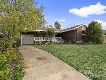 Charming Opportunity in Sought After Kooringal